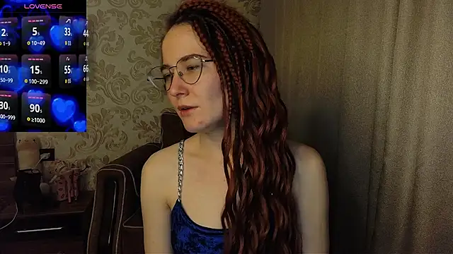 Snapshot of AgnesGraham chatting on 27, 10, 2025 AgnesGraham online show from 27, 10, 2025