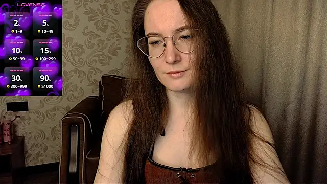 Snapshot of AgnesGraham chatting on 21, 11, 2025 AgnesGraham online show from 21, 11, 2025