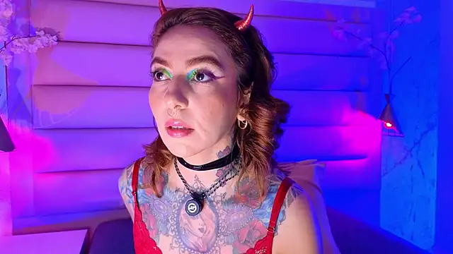 Snapshot of Evangelyne_1 chatting on 5, 2, 2026 Evangelyne 1 online show from 5, 2, 2026