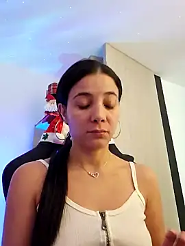 Snapshot of miaeyes chatting on 30, 12, 2024 miaeyes online show from 30, 12, 2024