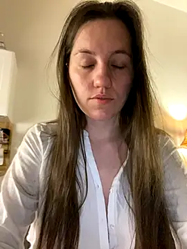 Nicole-Ray online show from 5, 10, 2025