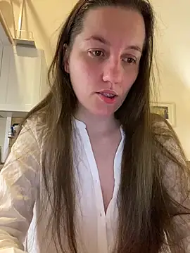 Nicole-Ray online show from 5, 10, 2025