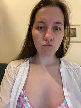 Nicole-Ray online show from 12, 10, 2025