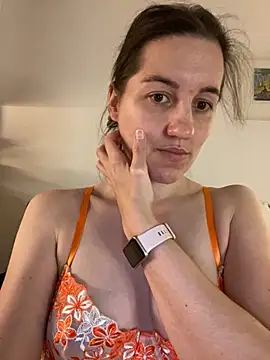 Nicole-Ray online show from 3, 11, 2025