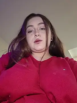 Snapshot of Yammy_Yumi chatting on 9, 7, 2026 Yammy Yumi online show from 9, 7, 2026