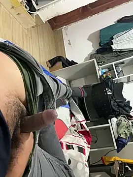 elvis0966 online show from 4, 1, 2025