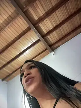 Ashly Miller online show from 31, 1, 2025