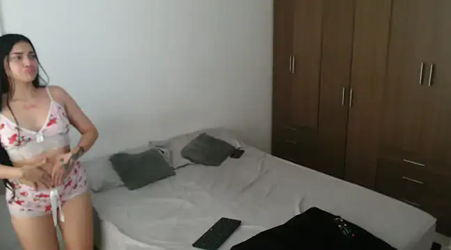 Snapshot of zendayasexxx chatting on 18, 12, 2024 zendayasexxx online show from 18, 12, 2024