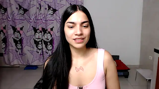 Snapshot of zendayasexxx chatting on 4, 12, 2025 zendayasexxx online show from 4, 12, 2025