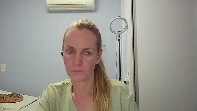 Annylove1 online show from 23, 2, 2026