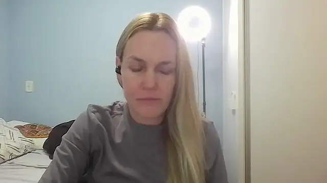 Annylove1 online show from 30, 6, 2026