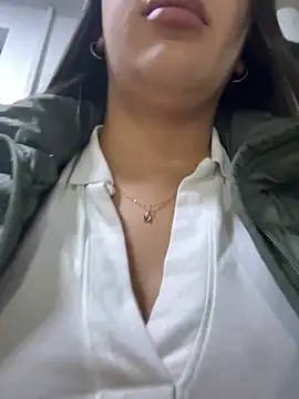 Hannahoff online show from 6, 11, 2025