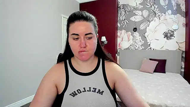 Roxie Bradley online show from 9, 3, 2026