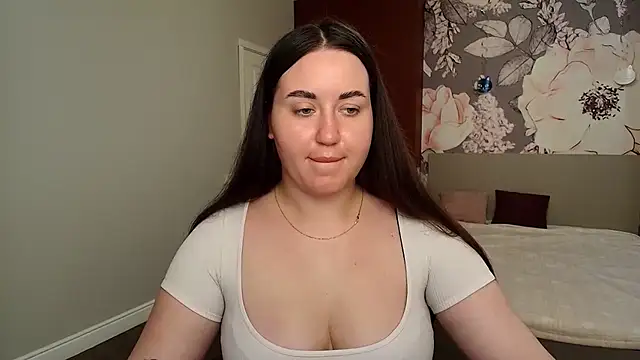 Roxie Bradley online show from 4, 6, 2026