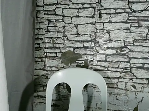 xlovercum online show from 25, 2, 2026