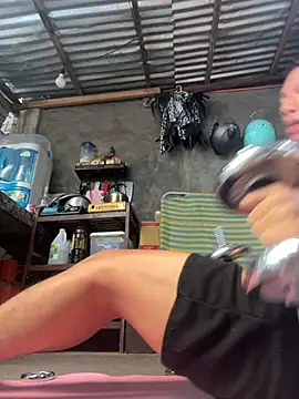 xlovercum online show from 2, 3, 2026