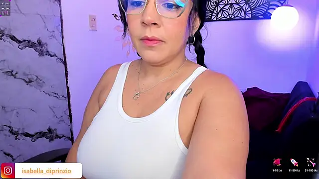 Snapshot of isabella_diprinzio1 chatting on 3, 12, 2025 isabella diprinzio1 online show from 3, 12, 2025