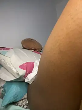  yisela  online show from 10, 4, 2026