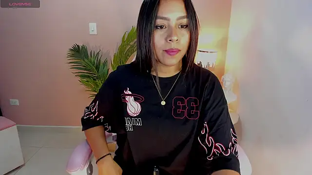 Ciara8 online show from 21, 10, 2025