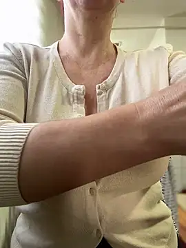 sweetmystery1 online show from 8, 3, 2026