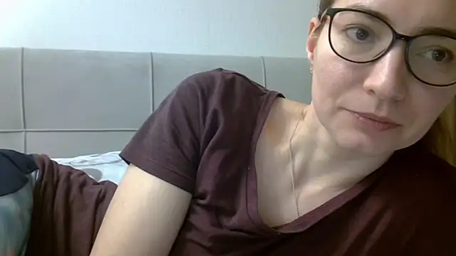 Ashleyspice online show from 17, 2, 2025