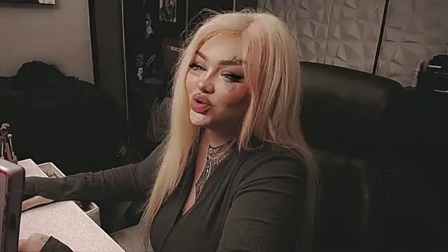 sheylagoddess11 online show from 17, 12, 2025