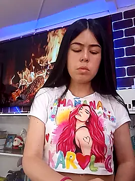 Snapshot of ArianaSmith69 chatting on 18, 2, 2025 ArianaSmith69 online show from 18, 2, 2025