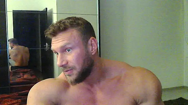 muscularkevin online show from 4, 12, 2024