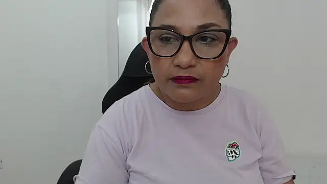 Snapshot of Katha_Marck chatting on 22, 10, 2025 Katha Marck online show from 22, 10, 2025