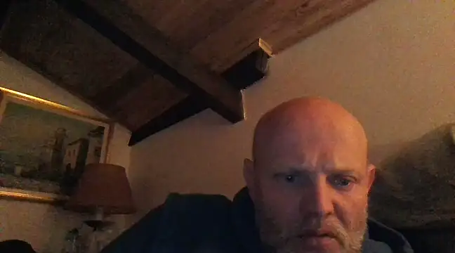 Snapshot of davigochi77bcn chatting on 9, 3, 2025 davigochi77bcn online show from 9, 3, 2025