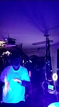 Hotredheadandtoungelasher online show from 20, 2, 2025