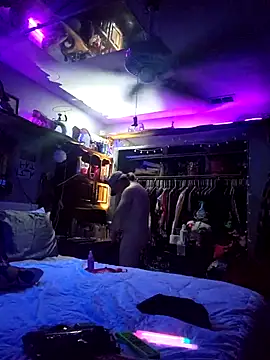 Hotredheadandtoungelasher online show from 23, 2, 2026