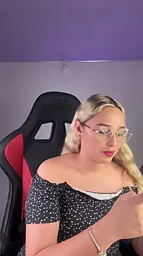 Irisweet  online show from 11, 11, 2025