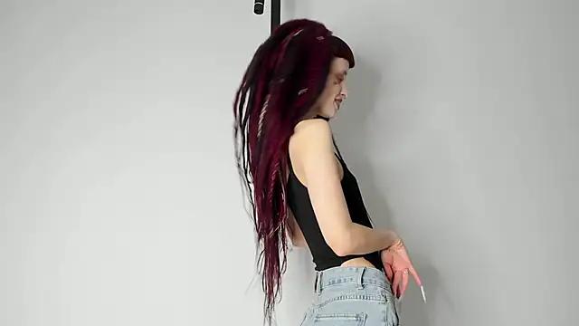 Snapshot of FlowerOfSin2001 chatting on 24, 2, 2025 FlowerOfSin2001 online show from 24, 2, 2025