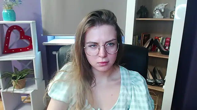 Snapshot of Zoey_Erotic chatting on 19, 2, 2025 Zoey Erotic online show from 19, 2, 2025