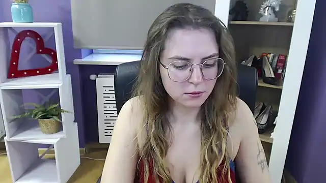 Snapshot of Zoey_Erotic chatting on 27, 2, 2025 Zoey Erotic online show from 27, 2, 2025