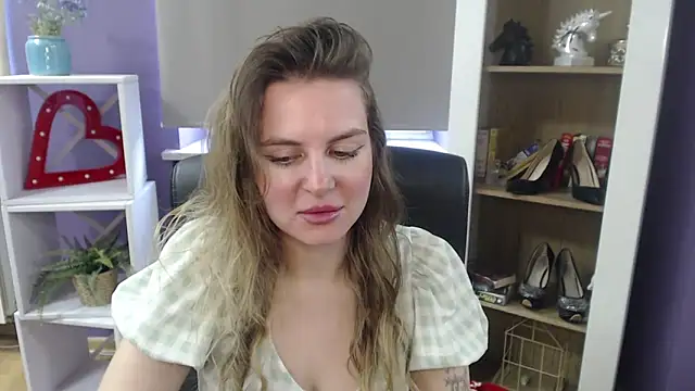 Snapshot of Zoey_Erotic chatting on 17, 3, 2025 Zoey Erotic online show from 17, 3, 2025