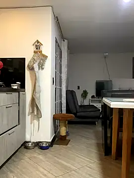 Snapshot of Kataliina chatting on 16, 9, 2025 Kataliina online show from 16, 9, 2025