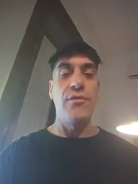 Snapshot of Elnonoykeila77 chatting on 4, 7, 2026 Elnonoykeila77 online show from 4, 7, 2026