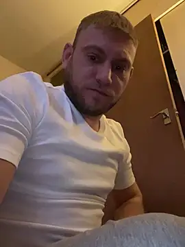 Weestud94 online show from 7, 1, 2025