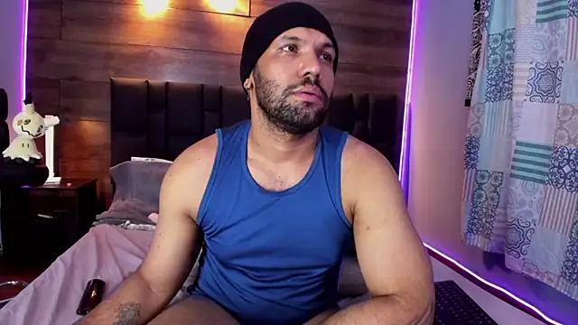 Snapshot of anthonylatynxd chatting on 1, 2, 2025 anthonylatynxd online show from 1, 2, 2025