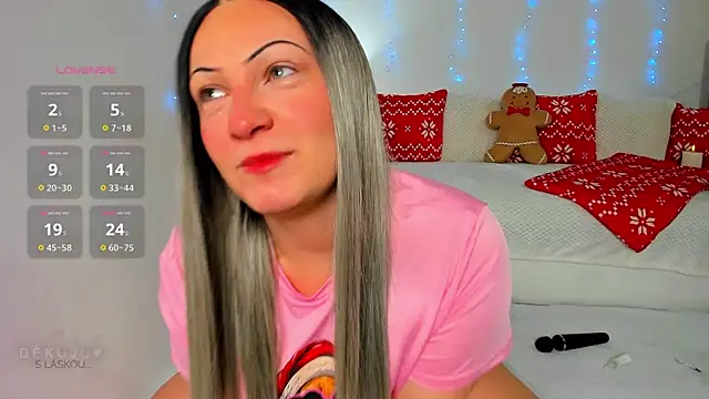 Snapshot of KVerunce chatting on 18, 12, 2024 KVerunce online show from 18, 12, 2024