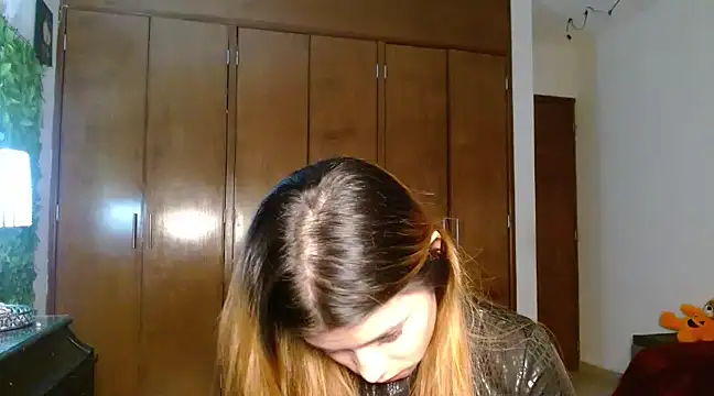 3littleschoolteens online show from 28, 2, 2025