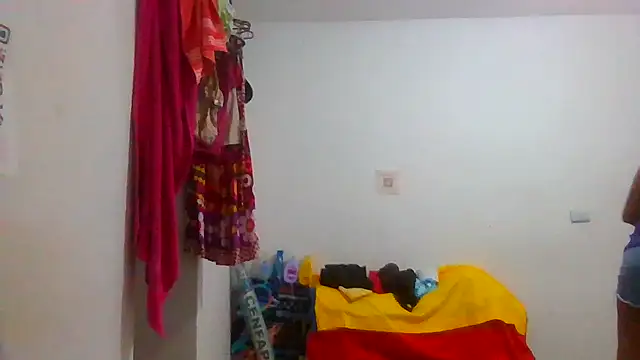 Snapshot of Aishamara chatting on 18, 10, 2025 Aishamara online show from 18, 10, 2025