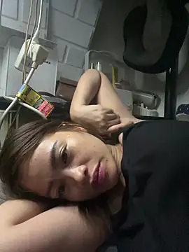 pinay4uwithagoodheart online show from 27, 5, 2026