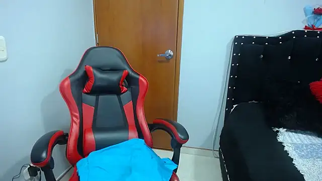 Ursulawhite69 online show from 4, 2, 2026