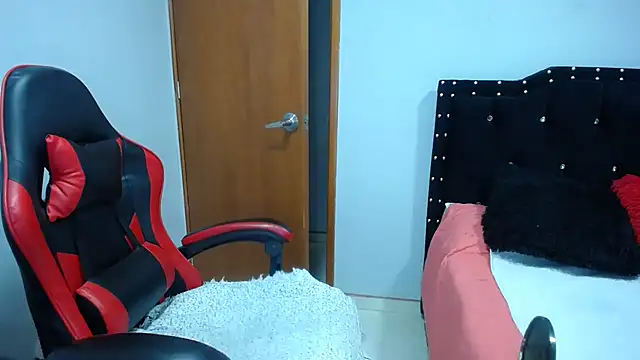 Snapshot of Ursulawhite69 chatting on 29, 5, 2026 Ursulawhite69 online show from 29, 5, 2026