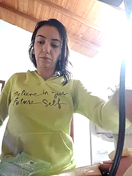 LunaZambrano online show from 3, 12, 2025