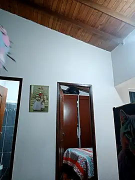 LunaZambrano online show from 5, 12, 2025