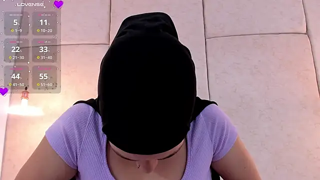 aisha vs online show from 19, 2, 2025